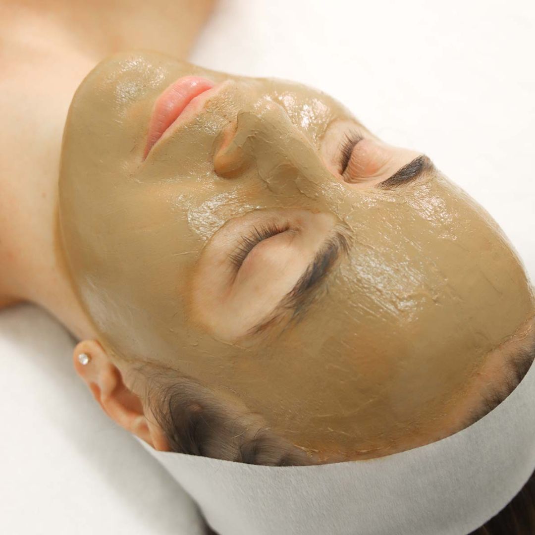 Dermamelan peel